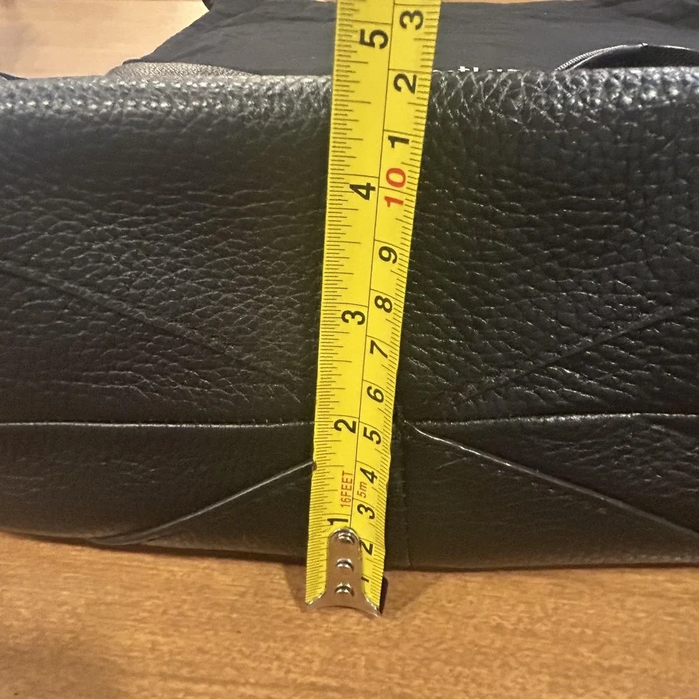 Botkier Hobo Bag Womens Large Black Pebbled Leather Shoulder Purse Dust Bag